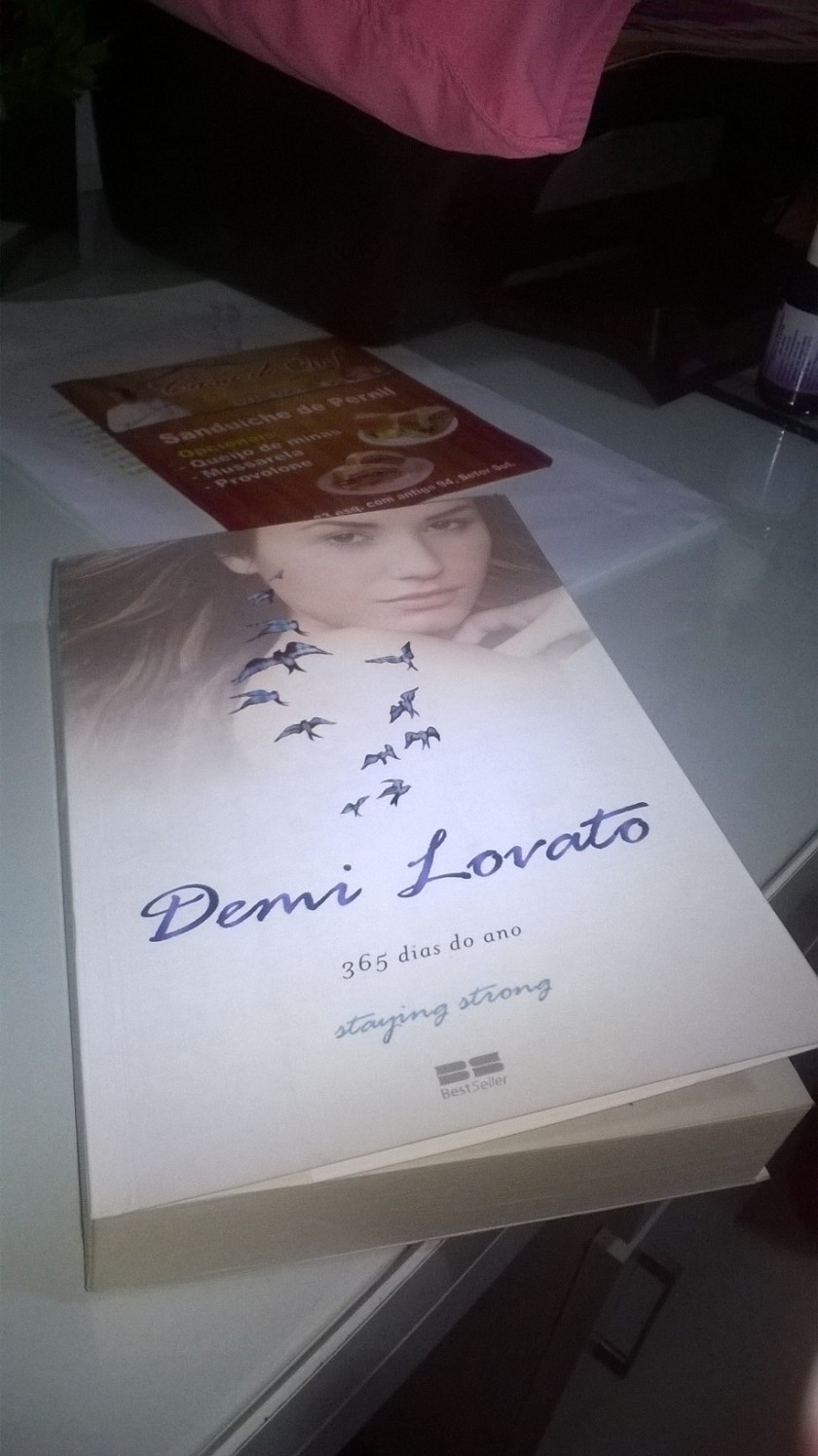 Livro da Demi Lovato